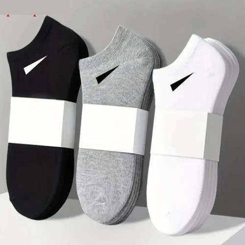 Mens womens trainer pair - womens, 6