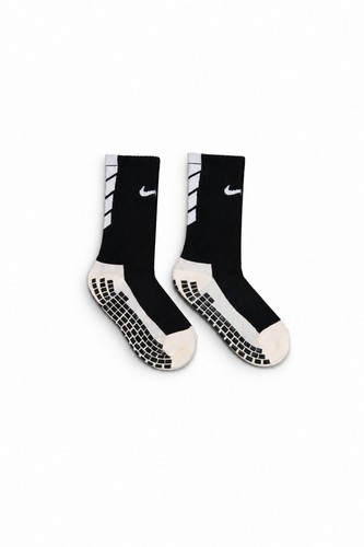 Pairs black nike - 2, of